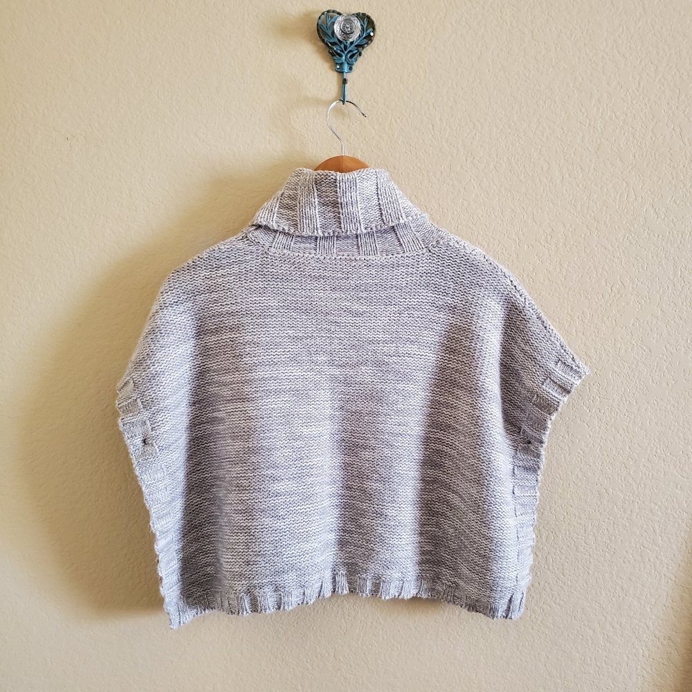 CRAZY 8 cable knit poncho sz 7-8 - Picture 2 of 5